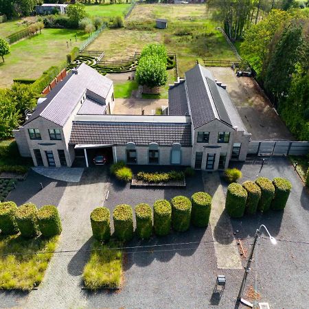 B&B Tabibito Генк Екстериор снимка